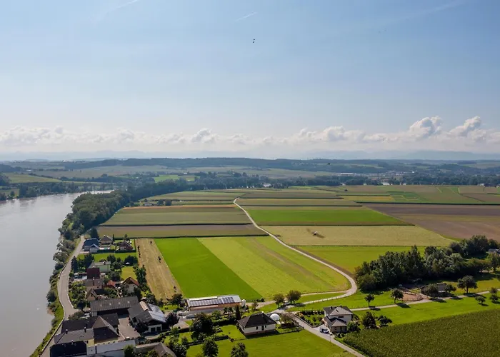 Mit Landblick Apartment *